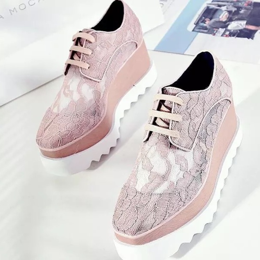Beige Lace Platform Sneaker Wedges Nude sz 7.5